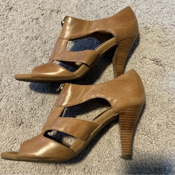 Adrienne Vittadini women size 8.5 tan leather open toe high heel shoe Viktor - Picture 3 of 6